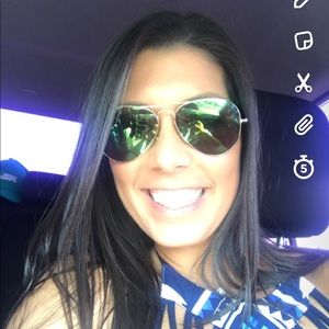 Meet your Posher, Amanda